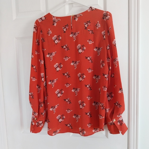 LOFT Red Floral Blouse - Picture 2 of 5